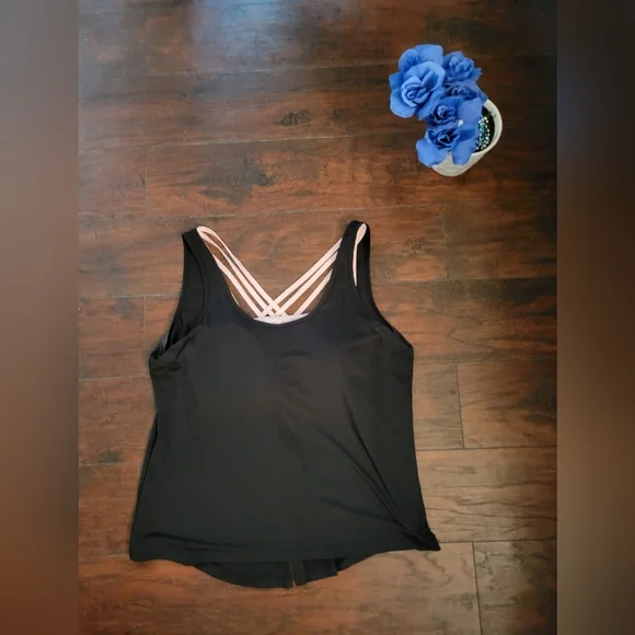 Pro Player black athletic top, built-in criss-cross back sports bra, Size Large - Picture 2 of 9